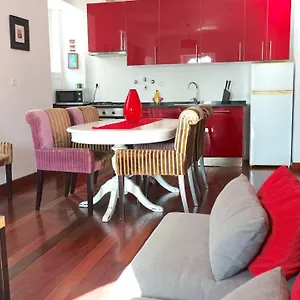 Apartamento 3 Bedroom, 3 Bathroom With Terrasse - Palma, Lisboa